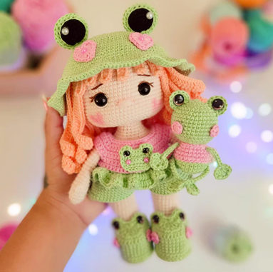 patron amigurumi muñeca romi